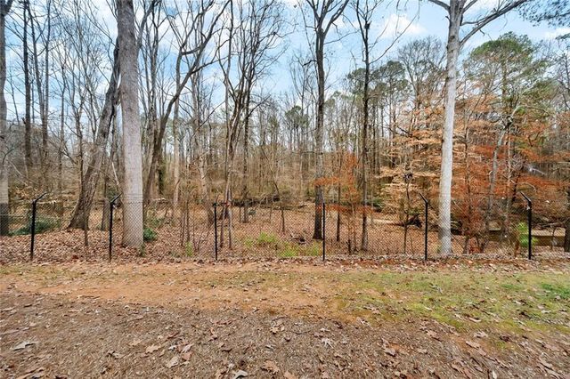 711 Glenleaf Drive, Peachtree Corners, GA 30092