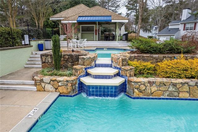 711 Glenleaf Drive, Peachtree Corners, GA 30092
