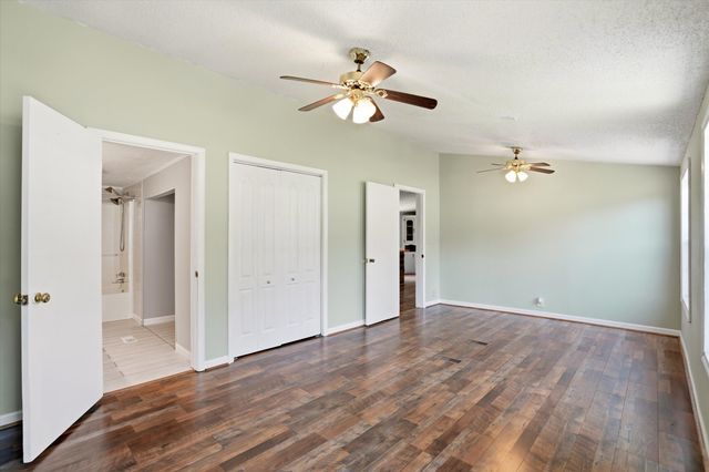 522 Pauline Drive, Bonneau, SC 29431