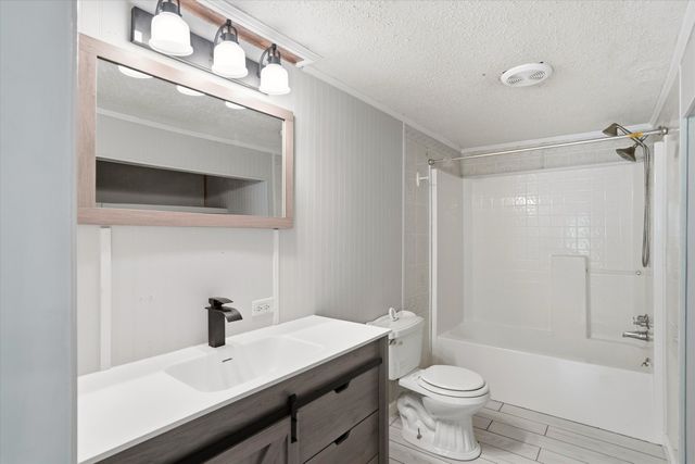 522 Pauline Drive, Bonneau, SC 29431