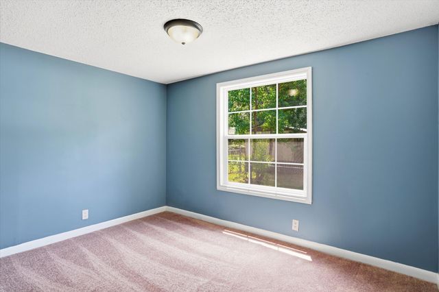 522 Pauline Drive, Bonneau, SC 29431