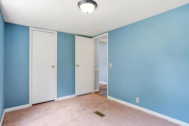 522 Pauline Drive, Bonneau, SC 29431