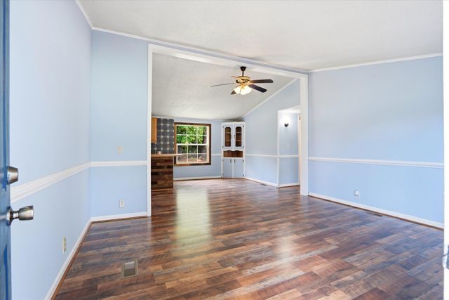 522 Pauline Drive, Bonneau, SC 29431