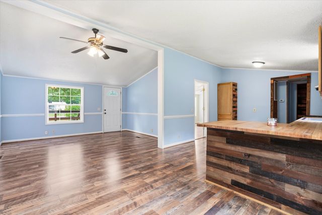 522 Pauline Drive, Bonneau, SC 29431