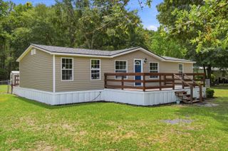 522 Pauline Drive, Bonneau, SC 29431