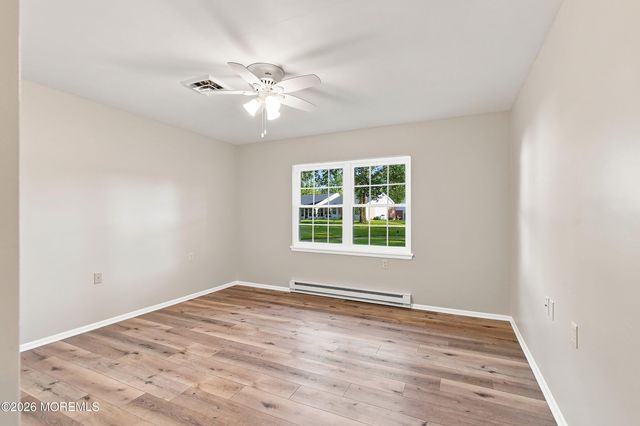 831B Inverness Court, Lakewood, NJ 08701