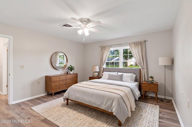 831B Inverness Court, Lakewood, NJ 08701