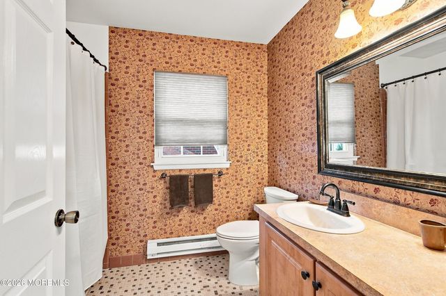 831B Inverness Court, Lakewood, NJ 08701