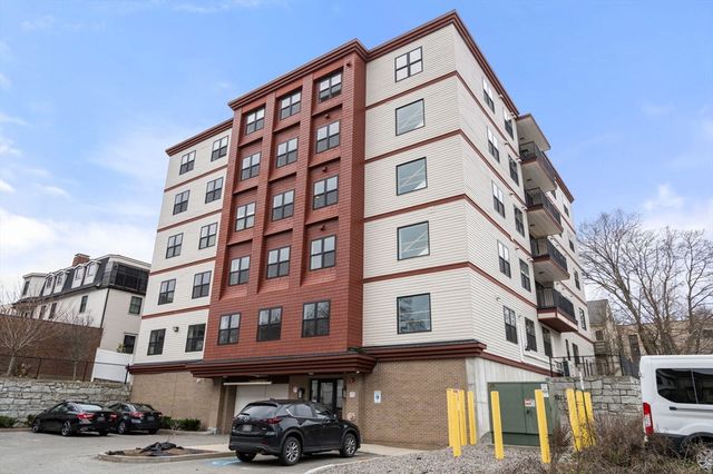 18 Johnson Ave 3, Quincy, MA 02169