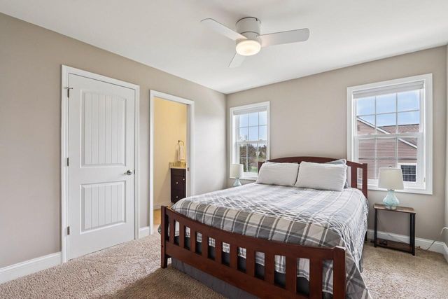 6408 Blue River WAY, Racine, WI 53402