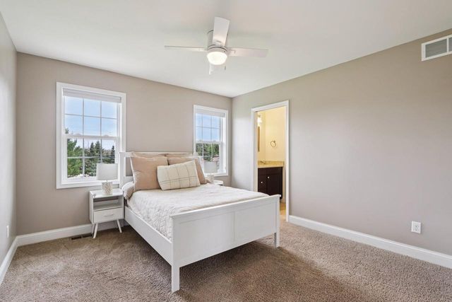 6408 Blue River WAY, Racine, WI 53402