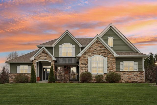 6408 Blue River WAY, Racine, WI 53402