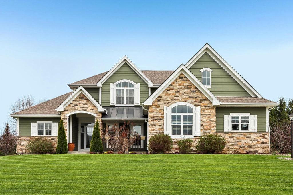 6408 Blue River WAY, Racine, WI 53402