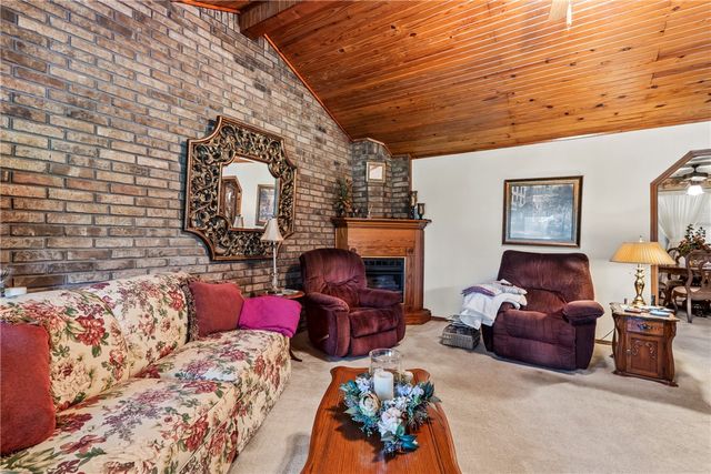 3718 Primrose Lane, Springdale, AR 72764