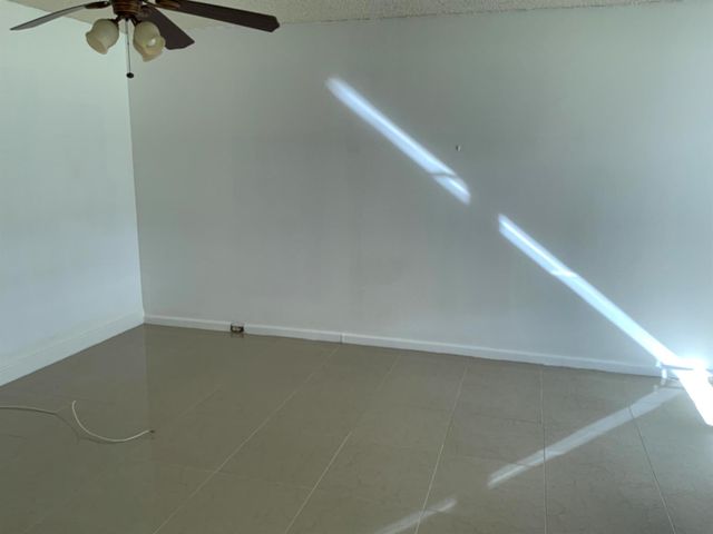 223 Fanshaw F 223, Boca Raton, FL 33434