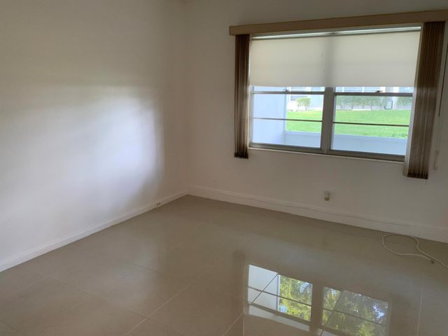 223 Fanshaw F 223, Boca Raton, FL 33434