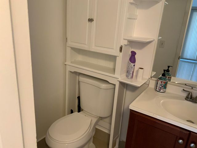 223 Fanshaw F 223, Boca Raton, FL 33434