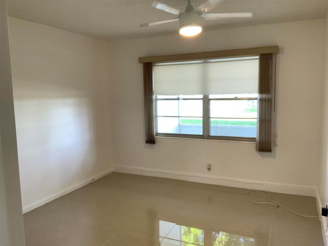 223 Fanshaw F 223, Boca Raton, FL 33434