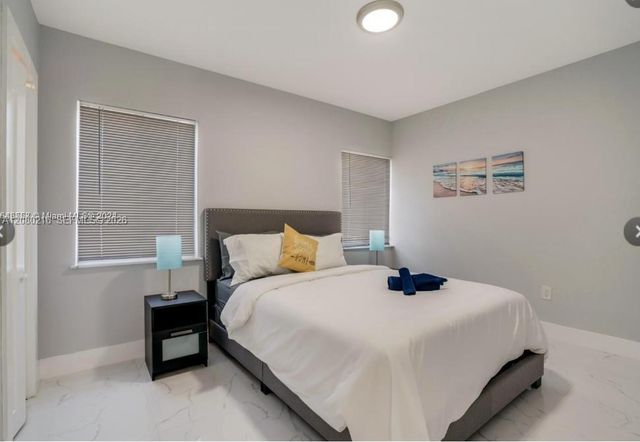 1526 NE 110th Street A, Miami, FL 33161
