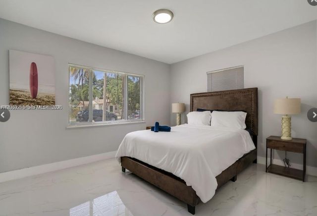 1526 NE 110th Street A, Miami, FL 33161