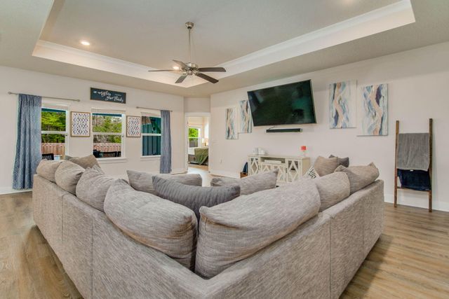 1482 Ballyhoo Drive, Gulf Breeze, FL 32563