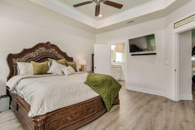 1482 Ballyhoo Drive, Gulf Breeze, FL 32563