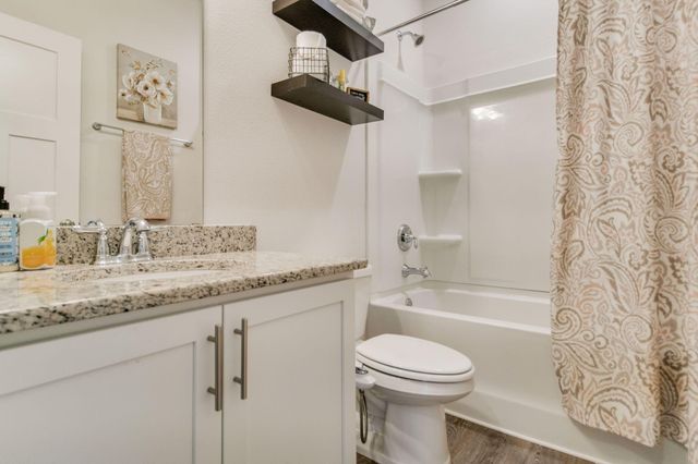 1482 Ballyhoo Drive, Gulf Breeze, FL 32563