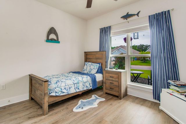 1482 Ballyhoo Drive, Gulf Breeze, FL 32563