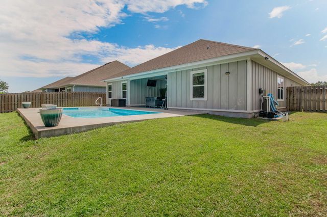 1482 Ballyhoo Drive, Gulf Breeze, FL 32563
