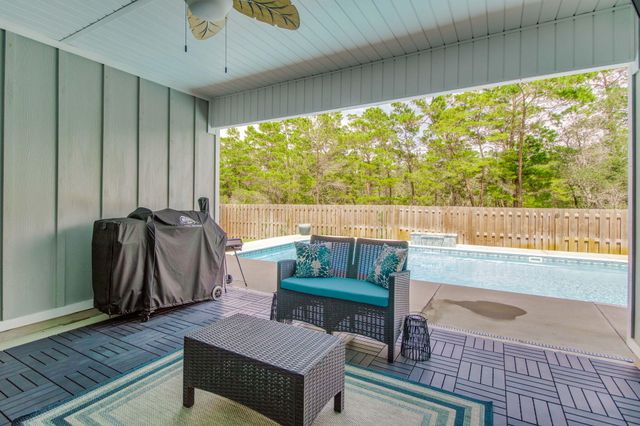 1482 Ballyhoo Drive, Gulf Breeze, FL 32563