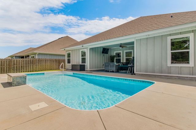 1482 Ballyhoo Drive, Gulf Breeze, FL 32563