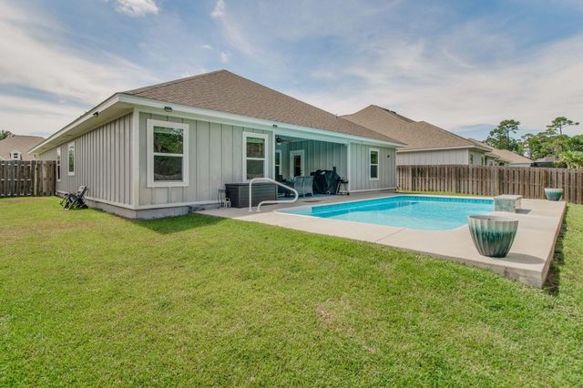 1482 Ballyhoo Drive, Gulf Breeze, FL 32563
