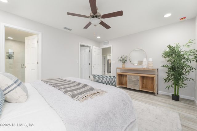 7273 RIDGEWAY Road N, Jacksonville, FL 32244