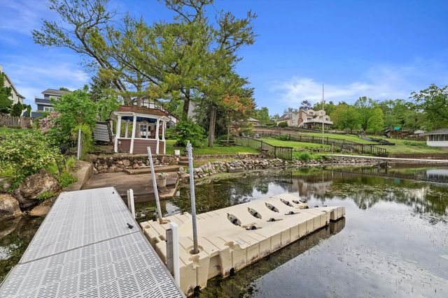25837 W Oak Lane, Ingleside, IL 60041