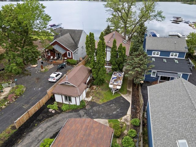 25837 W Oak Lane, Ingleside, IL 60041
