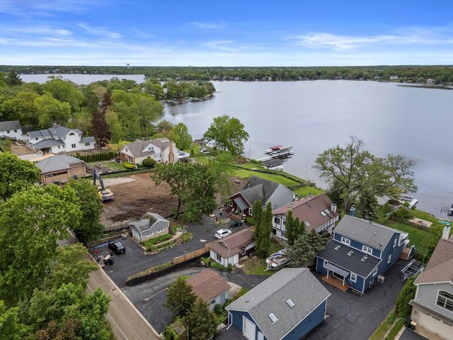 25837 W Oak Lane, Ingleside, IL 60041
