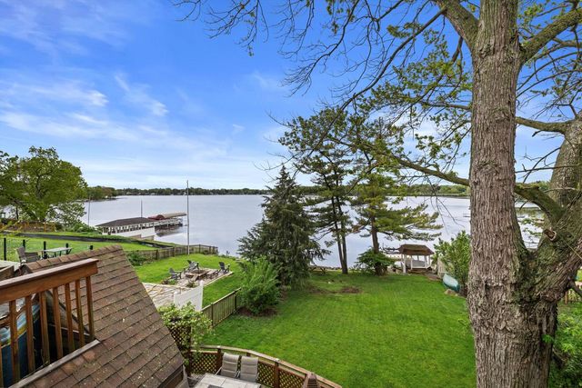 25837 W Oak Lane, Ingleside, IL 60041