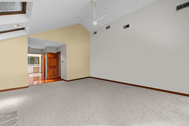 25837 W Oak Lane, Ingleside, IL 60041