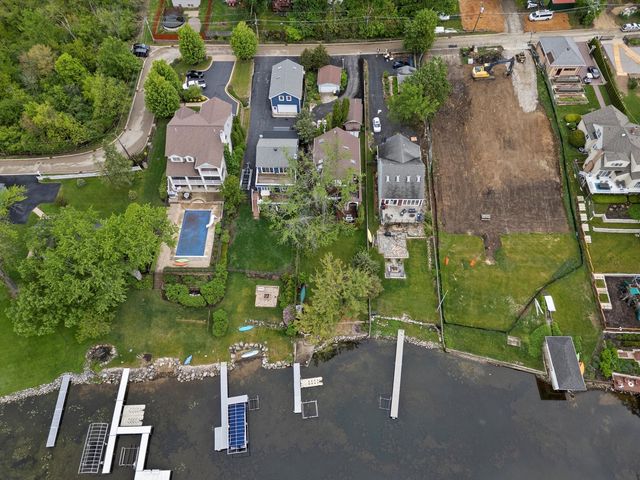25837 W Oak Lane, Ingleside, IL 60041