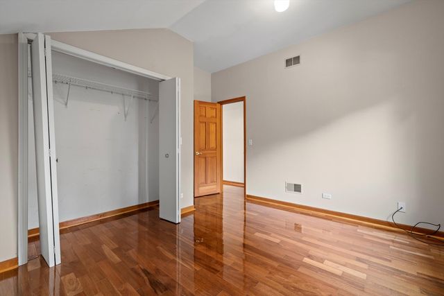 25837 W Oak Lane, Ingleside, IL 60041