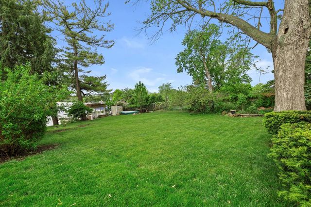 25837 W Oak Lane, Ingleside, IL 60041
