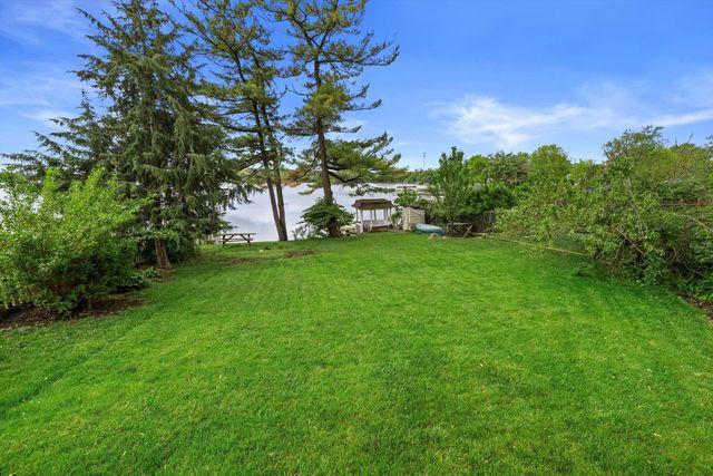 25837 W Oak Lane, Ingleside, IL 60041