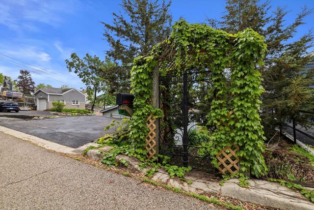 25837 W Oak Lane, Ingleside, IL 60041