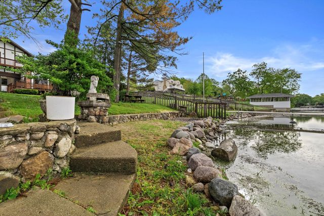25837 W Oak Lane, Ingleside, IL 60041