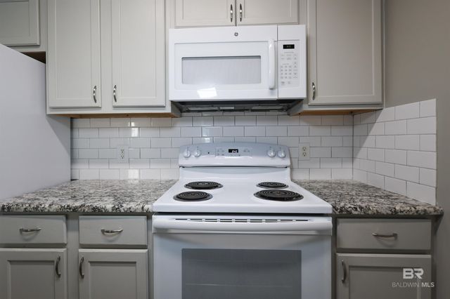 1517 Regency Road 125, Gulf Shores, AL 36542