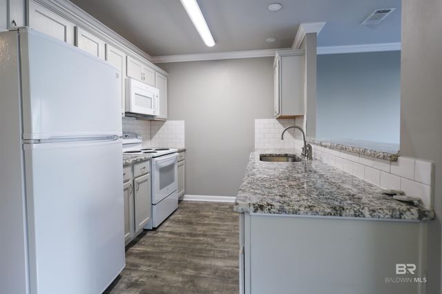 1517 Regency Road 125, Gulf Shores, AL 36542