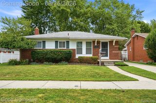 29710 Shackett Avenue, Madison Heights, MI 48071