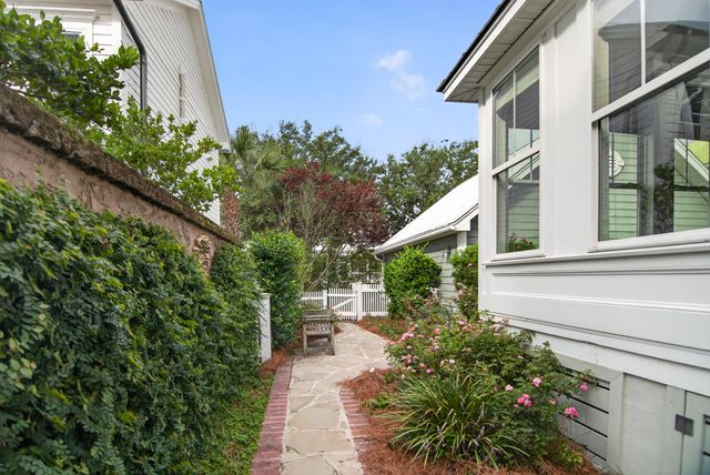 109 Shipwright Street, Charleston, SC 29492