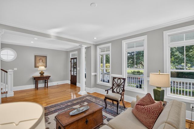 109 Shipwright Street, Charleston, SC 29492