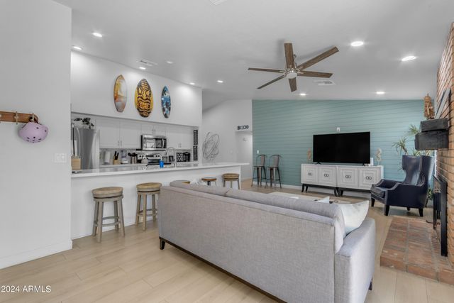 2207 S CHERRY --, Mesa, AZ 85210